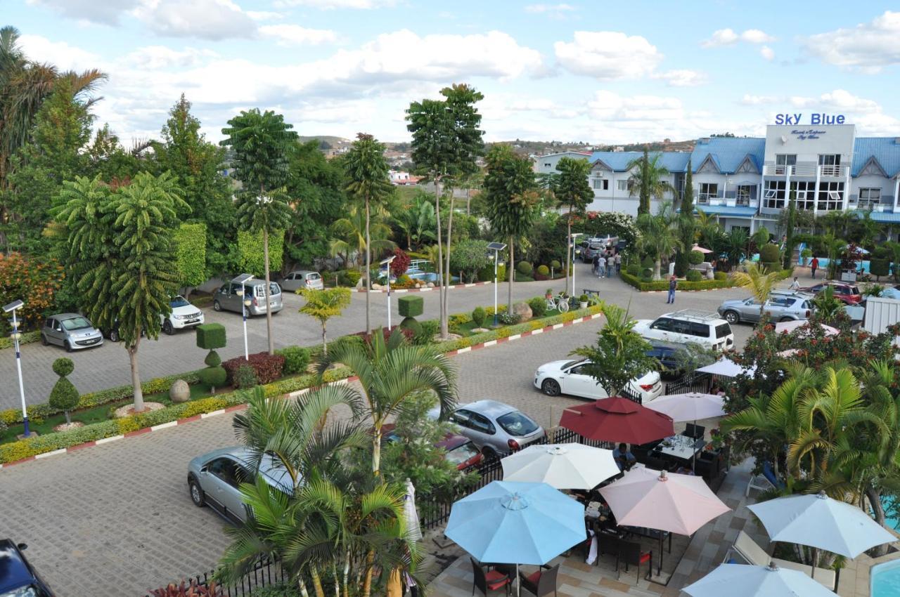 Hotel Sky Blue Mada Alasora Экстерьер фото