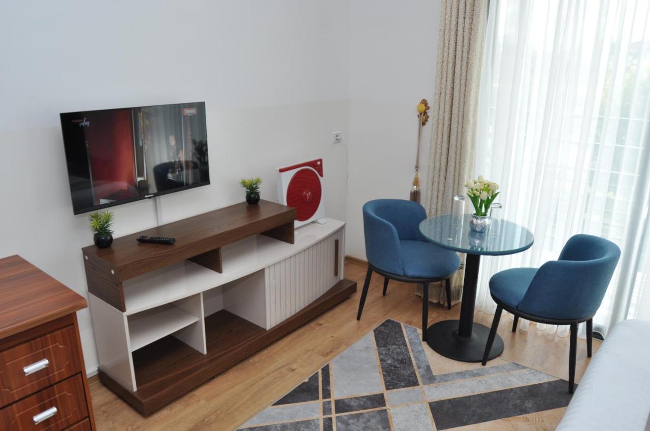 Hotel Sky Blue Mada Alasora Экстерьер фото
